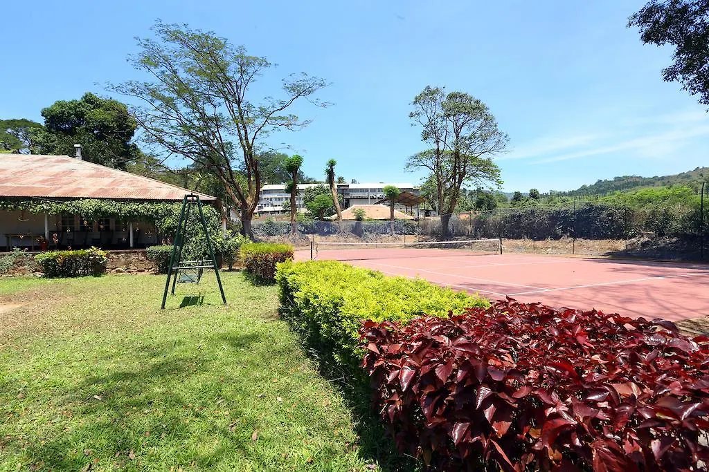 Parisons Plantation Experiences By Abad Hotel Mananthavady 5*,  India